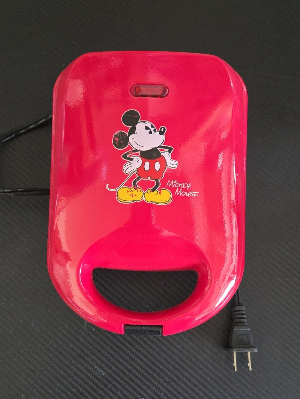 Mickey Mouse Red Retro Cake Pop Maker